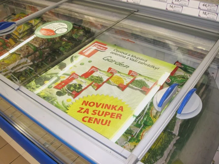 Cílem tohoto projektu POPAI CE  bylo vytvořit standardizovaný
 materiál sjednocující základní typy POP prostředků umisťovaných v 
maloobchodním prostředí. <br>Do materiálu jsou rovněž zařazena digitální a 
interaktivní média i nástroje multisenzorické komunikace v souladu 
s vývojem oboru marketing at retail a s využíváním nových nástrojů 
komunikace v in-store.<br>